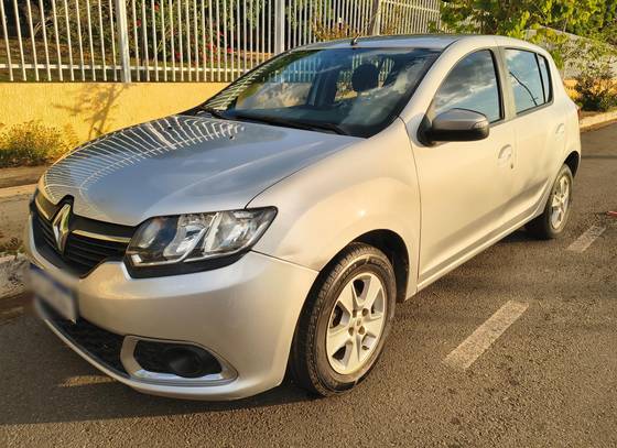 RENAULT SANDERO 1.6 16V SCE FLEX DYNAMIQUE MANUAL RENAULT SANDERO 1.6 16V SCE FLEX DYNAMIQUE MANUAL